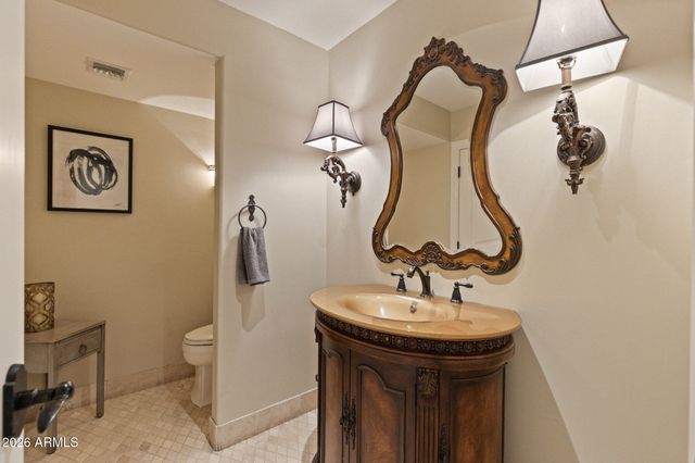 2106 E LA VIEVE Lane, Tempe, AZ 85284