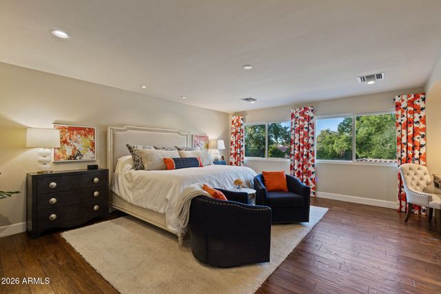 2106 E LA VIEVE Lane, Tempe, AZ 85284