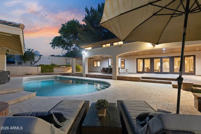 2106 E LA VIEVE Lane, Tempe, AZ 85284