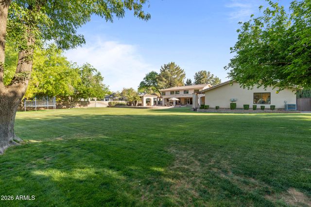 2106 E LA VIEVE Lane, Tempe, AZ 85284