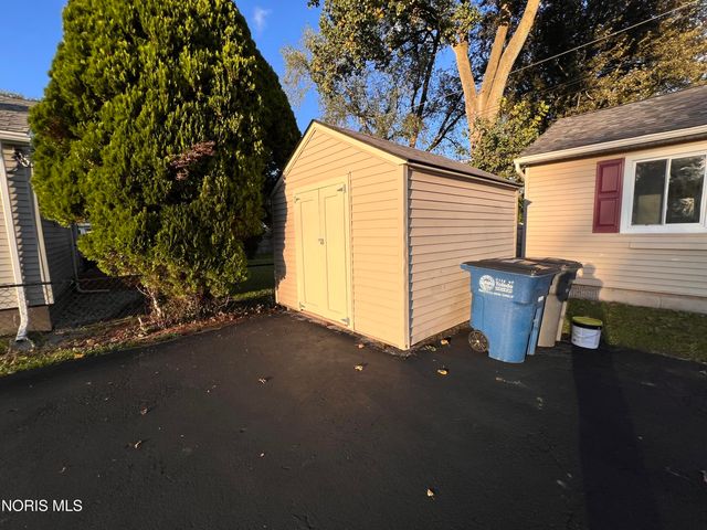 5838 Vail Avenue, Toledo, OH 43623