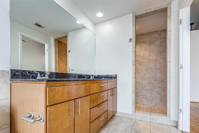 1312 Live Oak Street 223, Houston, TX 77003