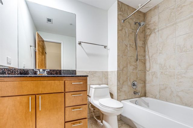 1312 Live Oak Street 223, Houston, TX 77003