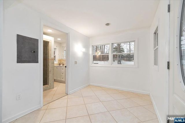 50 Roger Court, Ringwood, NJ 07456