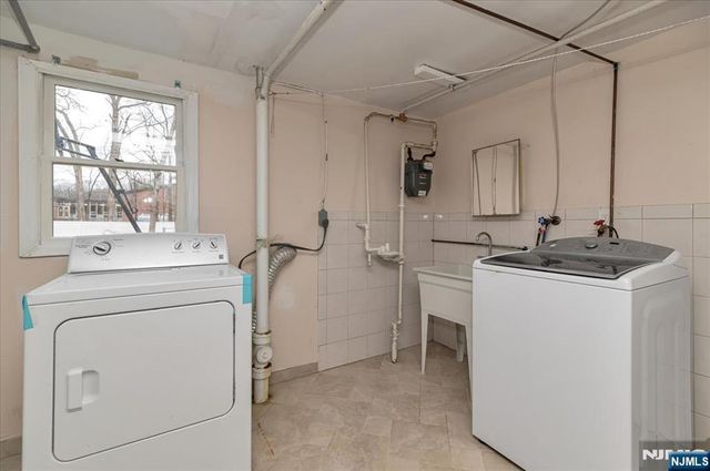 50 Roger Court, Ringwood, NJ 07456