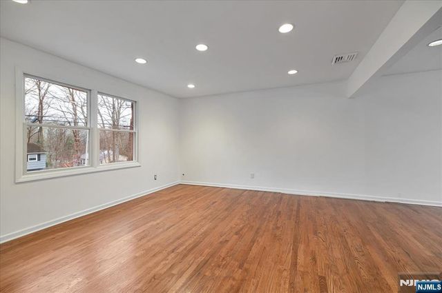 50 Roger Court, Ringwood, NJ 07456