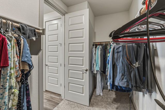 1640 Flying Horseshoe BND, Georgetown, TX 78628