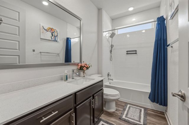 1640 Flying Horseshoe BND, Georgetown, TX 78628