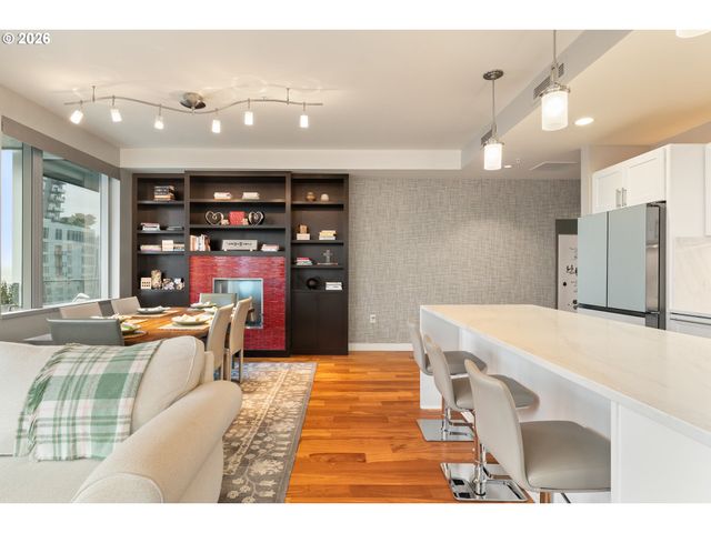 841 S GAINES St 2000, Portland, OR 97239