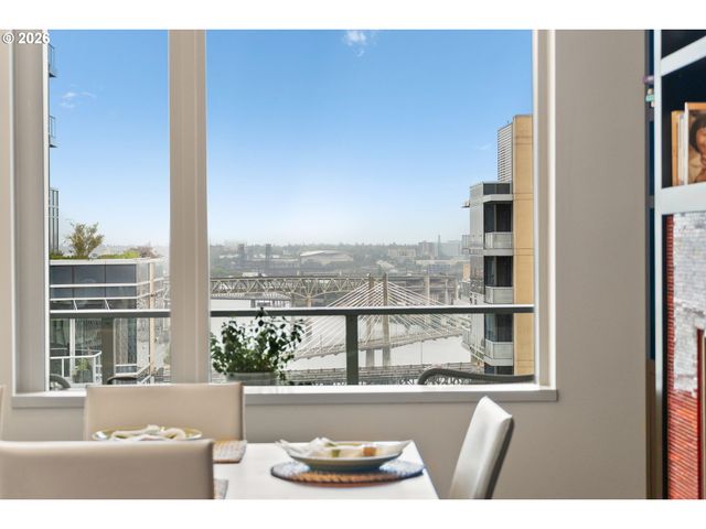 841 S GAINES St 2000, Portland, OR 97239