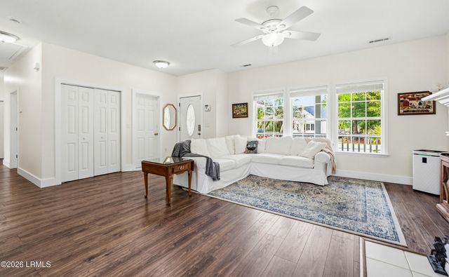 54 Tuscarora Avenue, Beaufort, SC 29907