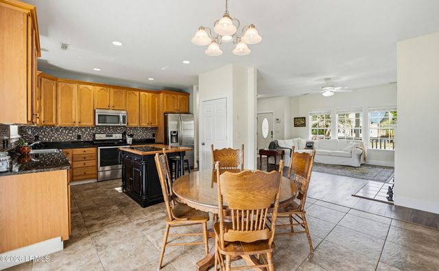 54 Tuscarora Avenue, Beaufort, SC 29907