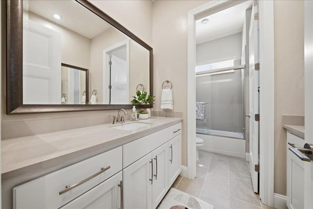 6911 Saratoga Estates Dr, El Dorado Hills, CA 95762