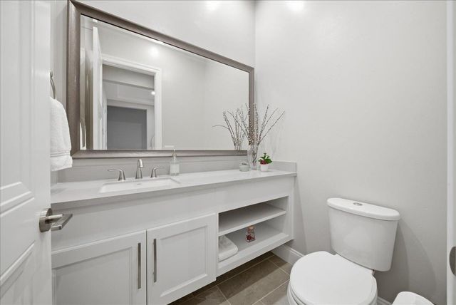 6911 Saratoga Estates Dr, El Dorado Hills, CA 95762