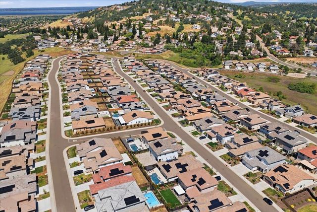 6911 Saratoga Estates Dr, El Dorado Hills, CA 95762