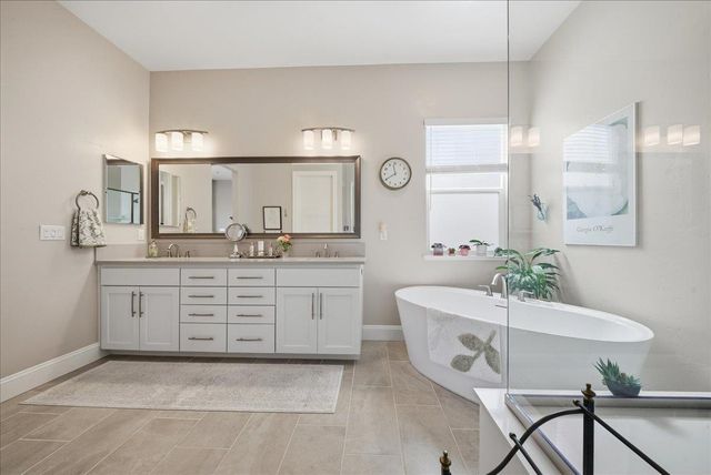 6911 Saratoga Estates Dr, El Dorado Hills, CA 95762