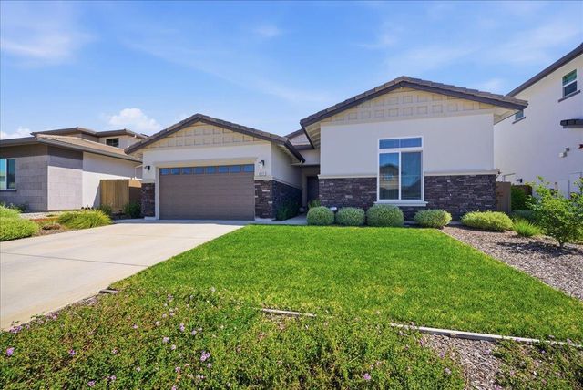 6911 Saratoga Estates Dr, El Dorado Hills, CA 95762