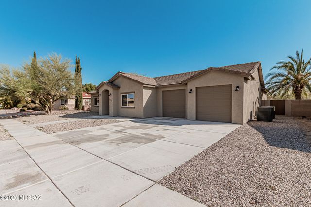 1170 N La Canoa, Green Valley, AZ 85614