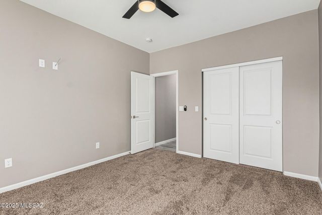 1170 N La Canoa, Green Valley, AZ 85614