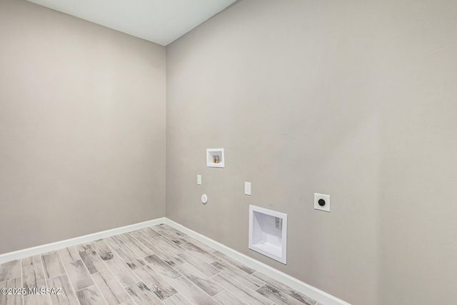 1170 N La Canoa, Green Valley, AZ 85614