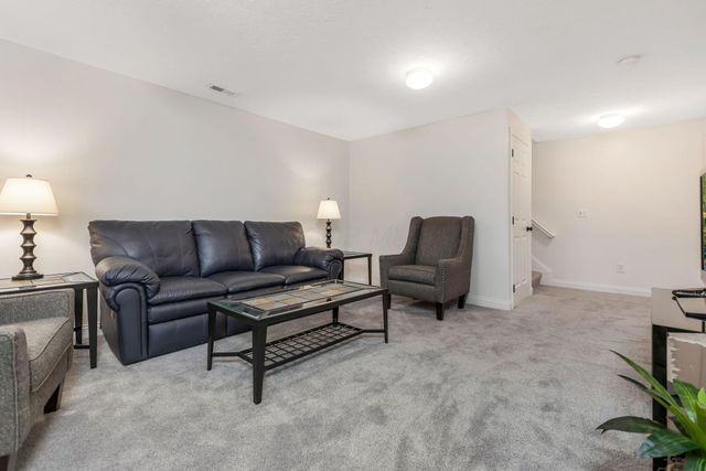 3933 Hill Park Road, Hilliard, OH 43026