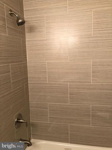 849 19TH ST NE #B, Washington, DC 20002