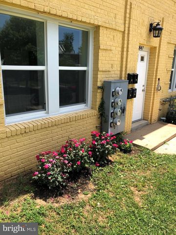 849 19TH ST NE #B, Washington, DC 20002