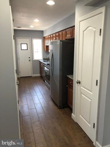 849 19TH ST NE #B, Washington, DC 20002