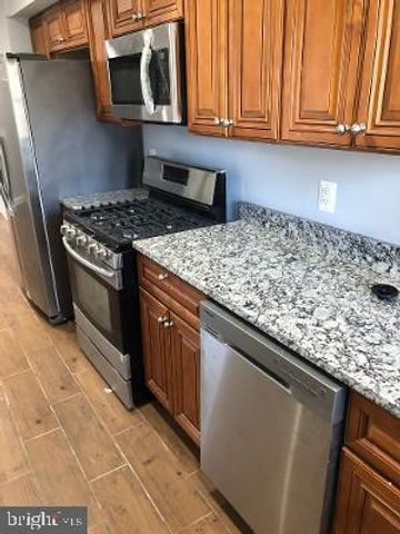 849 19TH ST NE #B, Washington, DC 20002