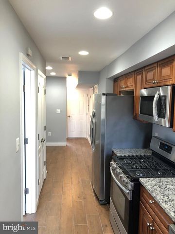 849 19TH ST NE #B, Washington, DC 20002