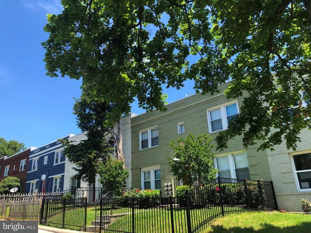 849 19TH ST NE #B, Washington, DC 20002