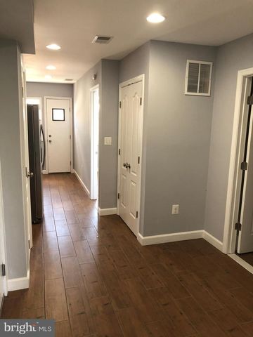 849 19TH ST NE #B, Washington, DC 20002