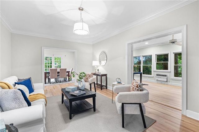 510 Clipper Trail, Atlanta, GA 30328