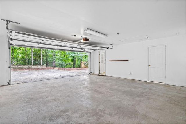 510 Clipper Trail, Atlanta, GA 30328