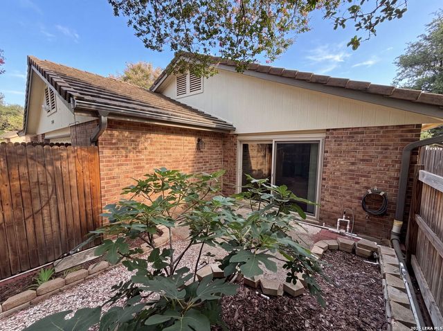 1930 SHADOW PARK ST, San Antonio, TX 78232