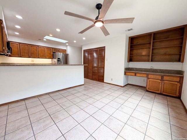 1930 SHADOW PARK ST, San Antonio, TX 78232