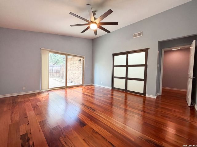 1930 SHADOW PARK ST, San Antonio, TX 78232