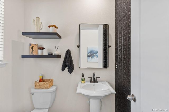 3283 Scuba Drive, Castle Rock, CO 80109