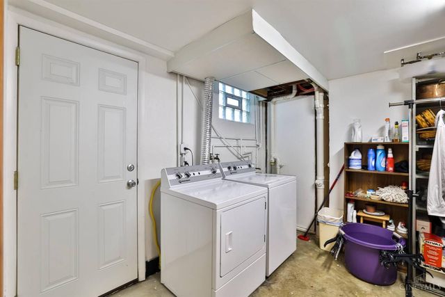 3072 Timberview Drive, Green Twp, OH 45211