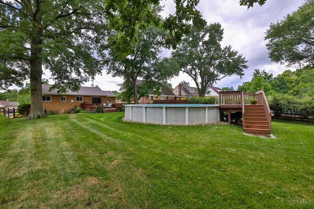 3072 Timberview Drive, Green Twp, OH 45211