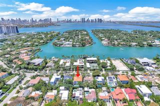 2143 N Bay Rd, Miami Beach, FL 33140