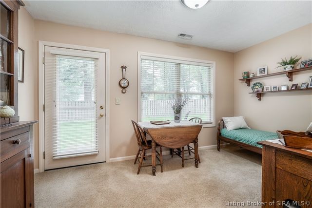 1613 Charlestown Station Court, New Albany, IN 47150