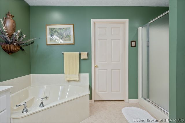 1613 Charlestown Station Court, New Albany, IN 47150