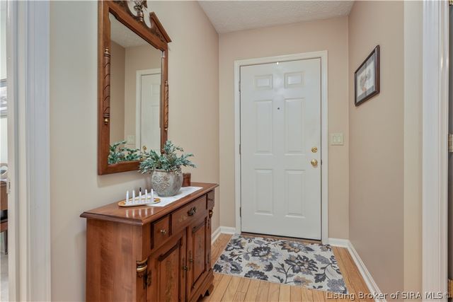 1613 Charlestown Station Court, New Albany, IN 47150