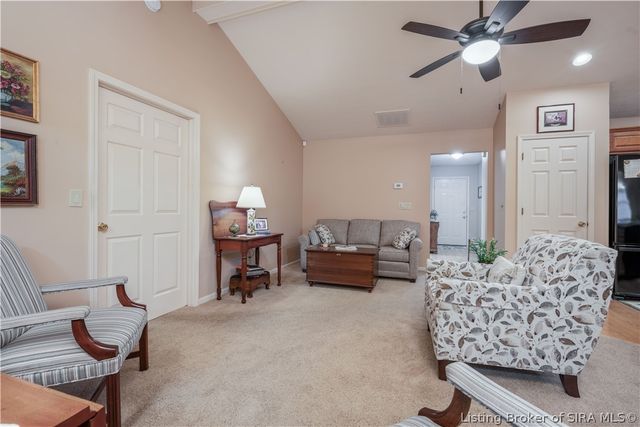 1613 Charlestown Station Court, New Albany, IN 47150