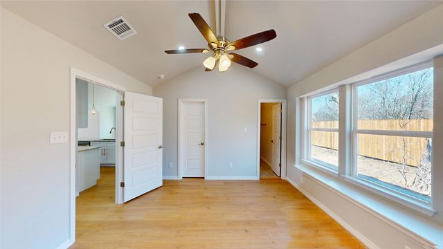 707 Cedar Street, Cleburne, TX 76031