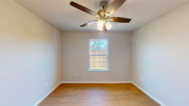 707 Cedar Street, Cleburne, TX 76031