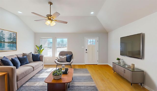 707 Cedar Street, Cleburne, TX 76031