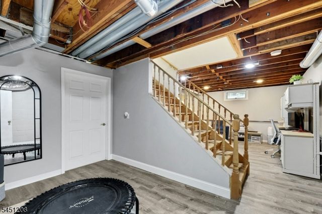 588 Stonetown Rd, Ringwood Boro, NJ 07456