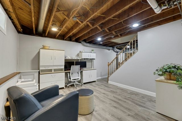 588 Stonetown Rd, Ringwood Boro, NJ 07456
